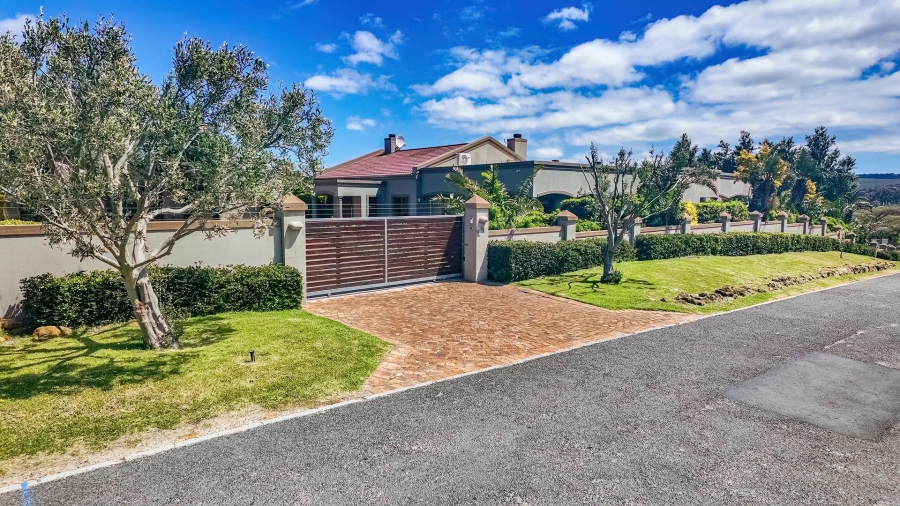 6 Bedroom Property for Sale in Tre Donne Estate Western Cape